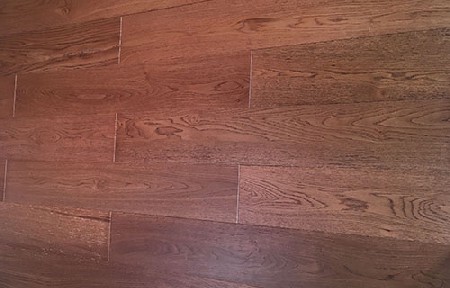 Oak laminated floor brushed -1