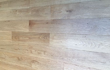 Oak laminated floor brushed -6